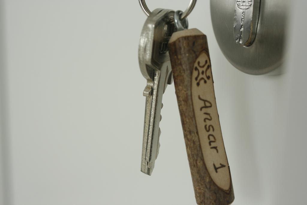 Pension El Ansar Cartes Zewnętrze zdjęcie